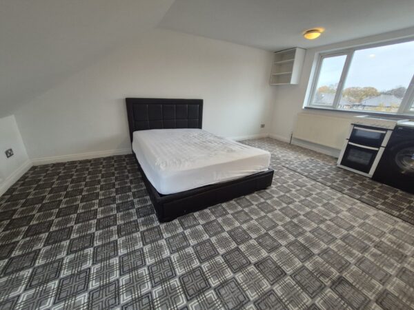 Priory Gardens, London, W5