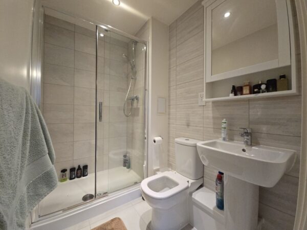 Lakeside Drive, London, NW10