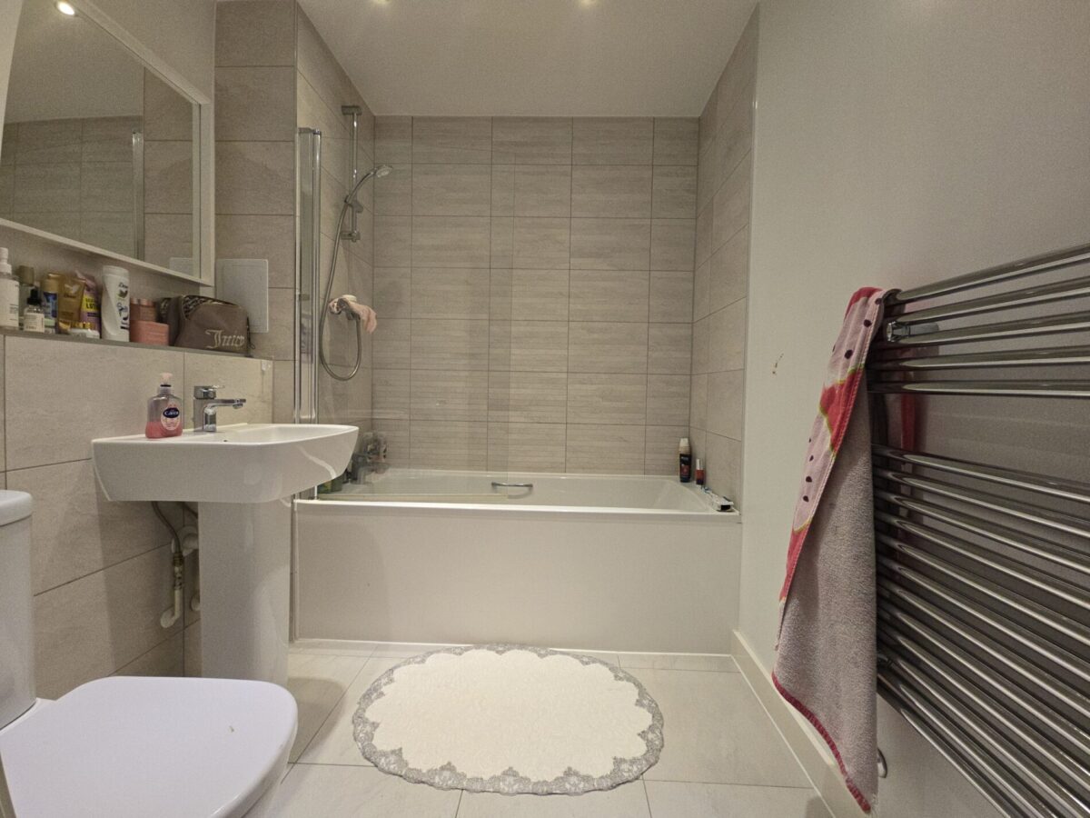 Lakeside Drive, London, NW10