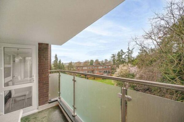 Fairview Court, Linksway, London, NW4