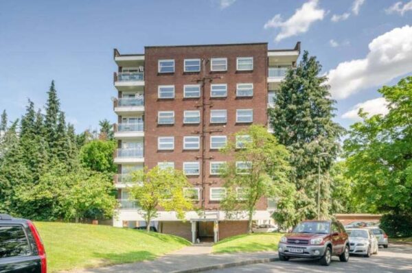 Fairview Court, Linksway, London, NW4