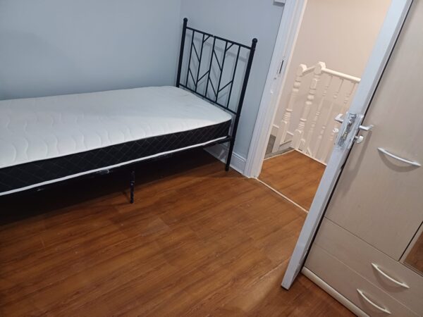 Valentine Road, HARROW, HA2