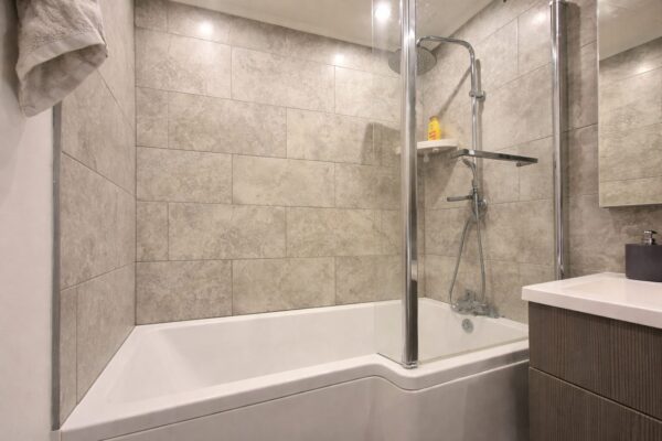 Crefeld Close, London, W6