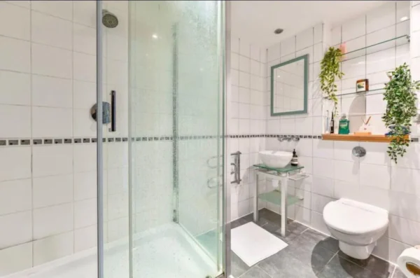 Angelis Apartments, 69, Graham Street, LONDON, N1