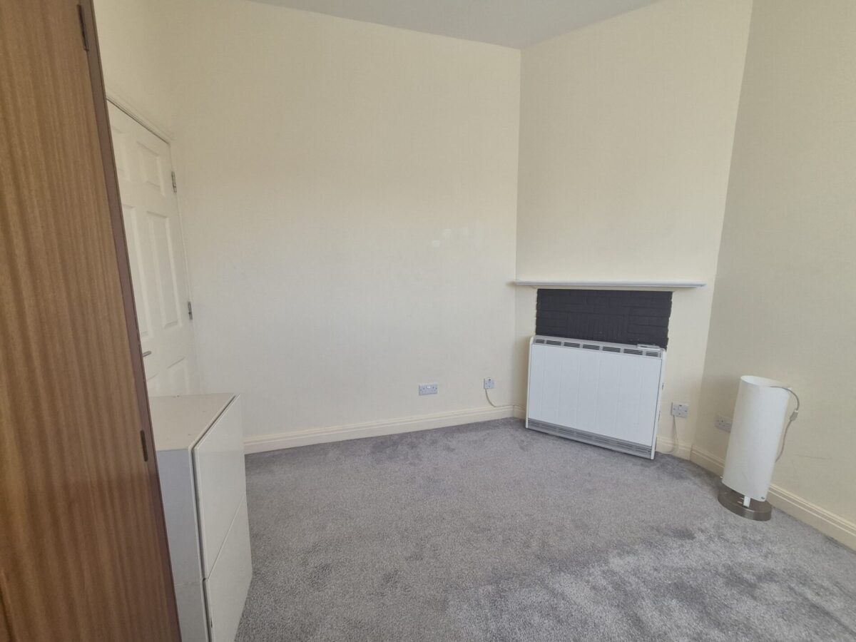 Clifford Avenue, London, SW14