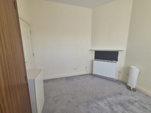 Clifford Avenue, London, SW14