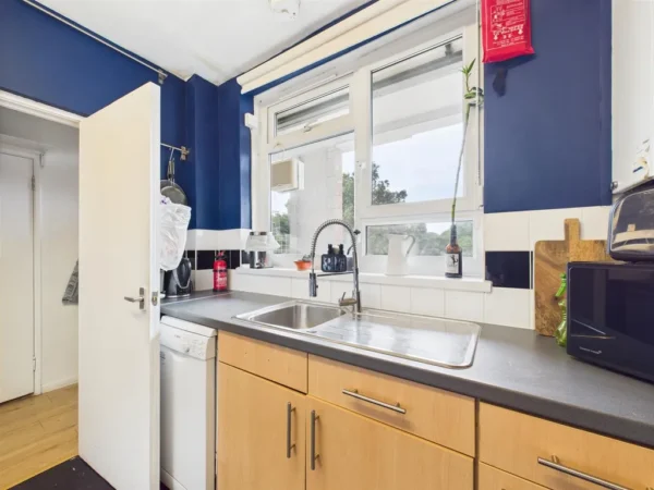 George Loveless House, Diss Street, E2