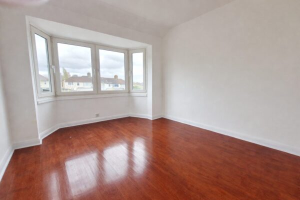 Lynmouth Gardens, Perivale, UB6