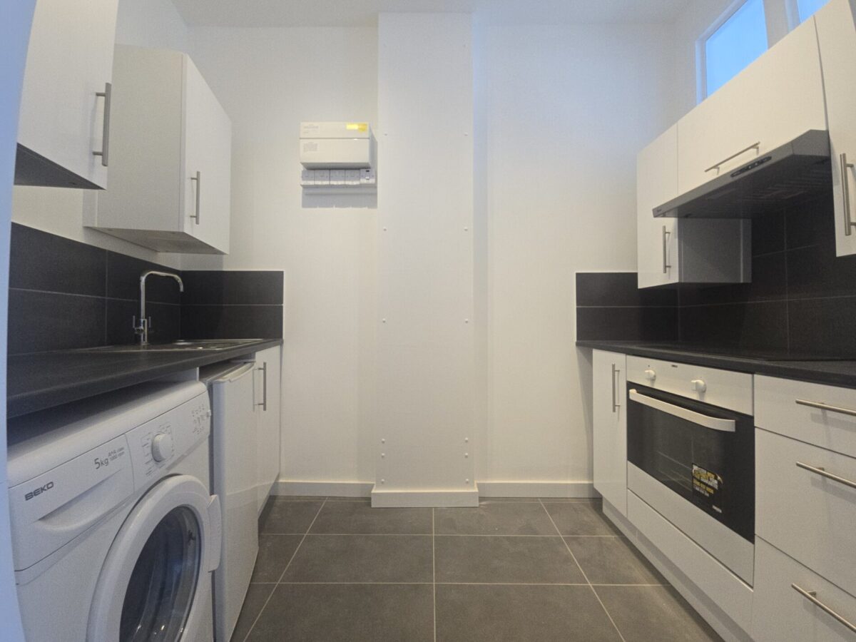 High Road, Willsden, NW10