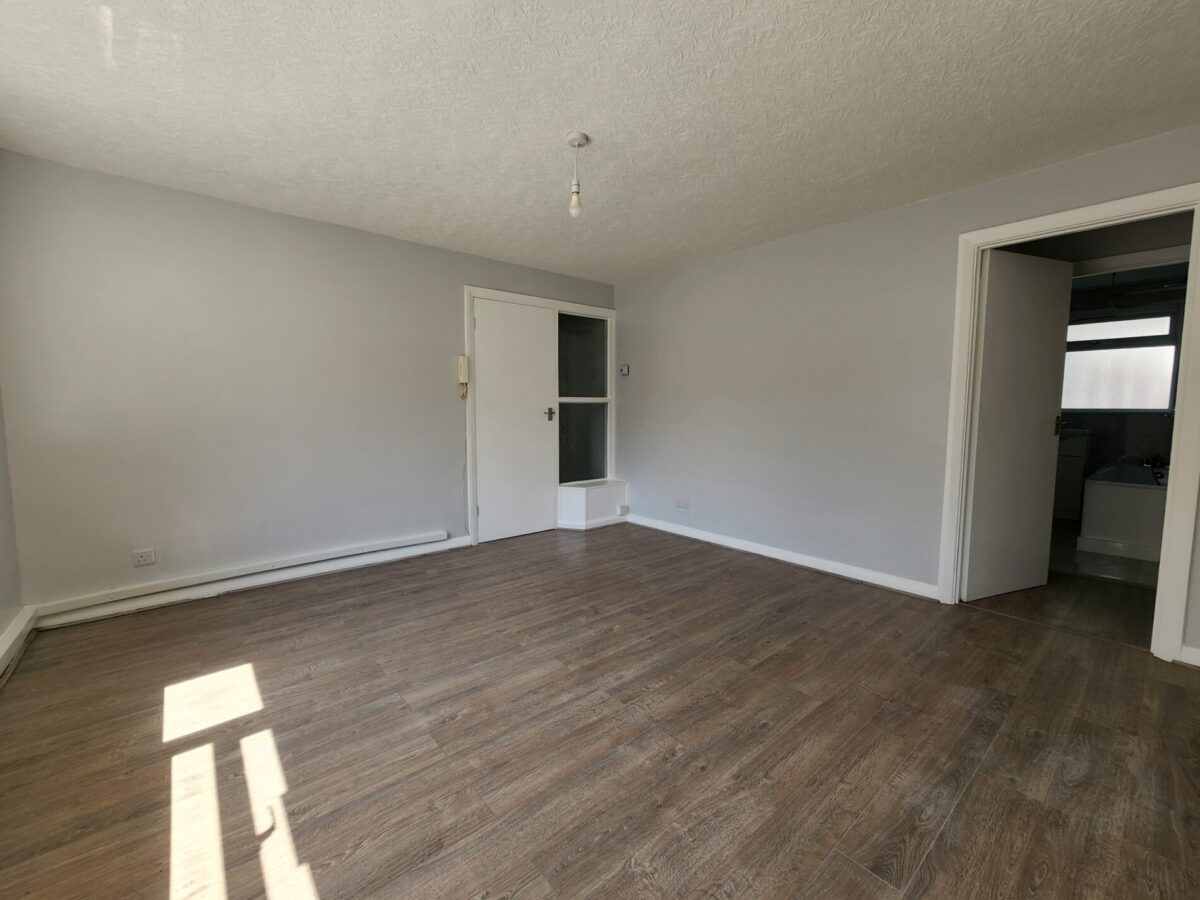 Sefton Court, Jersey Road, Hounslow, TW3