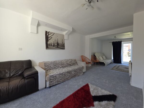 North Road, West Drayton, UB7
