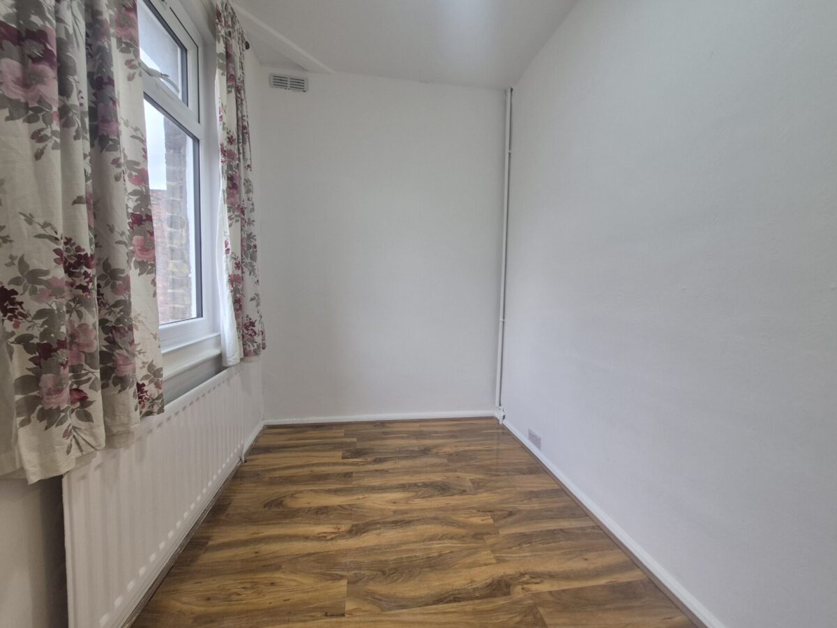 Cowick Road, London, SW17