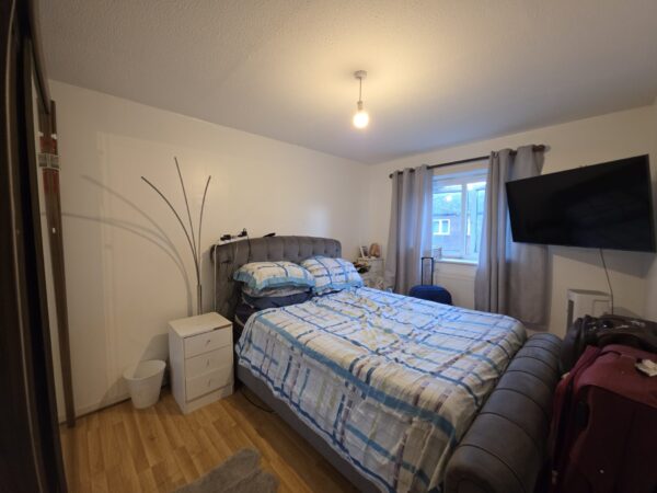 Swinfield Close, Feltham, TW13