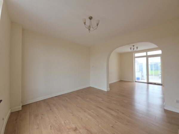 Stratford Road, Wolverton, MK12
