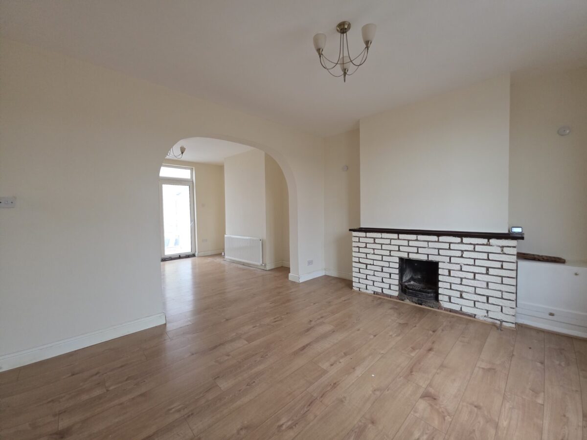 Stratford Road, Wolverton, MK12