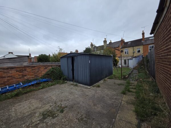 Stratford Road, Wolverton, MK12