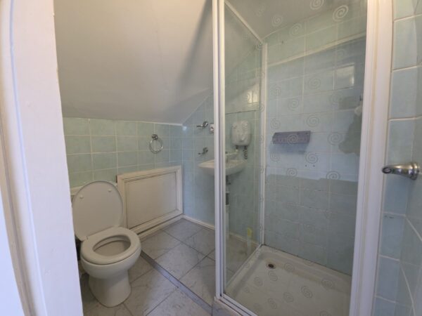 Stratford Road, Wolverton, MK12